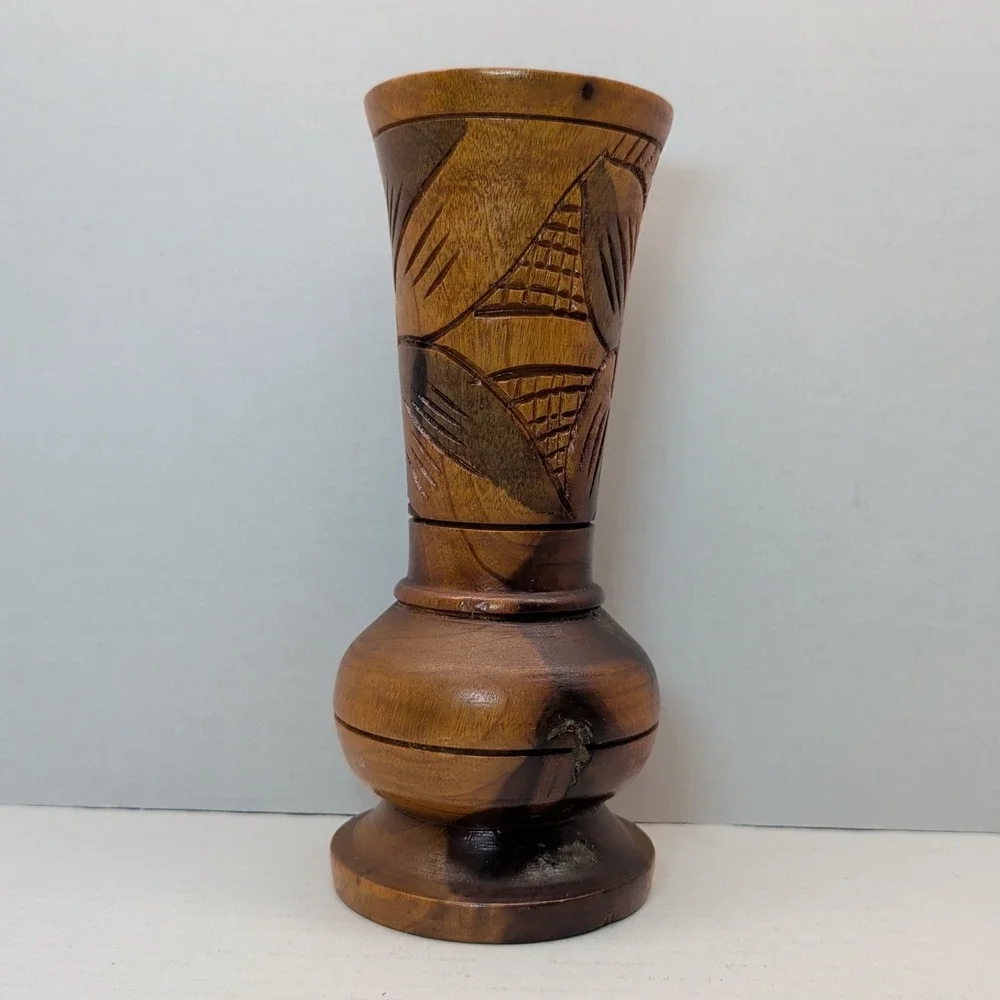 Carved‎ Wood Vase Folk Art Floral Designs 9